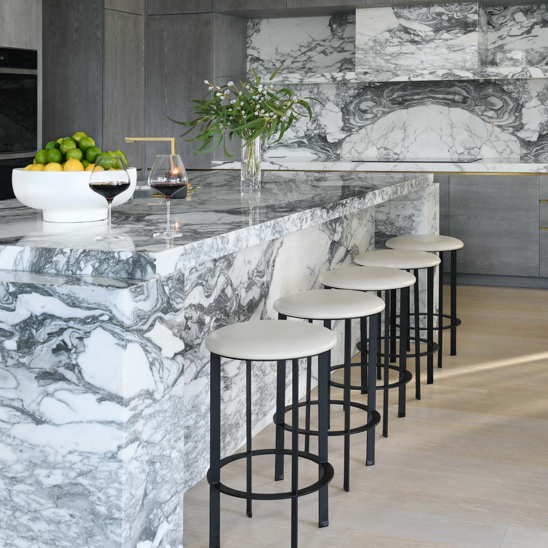 Barlume Stool - Bar Height