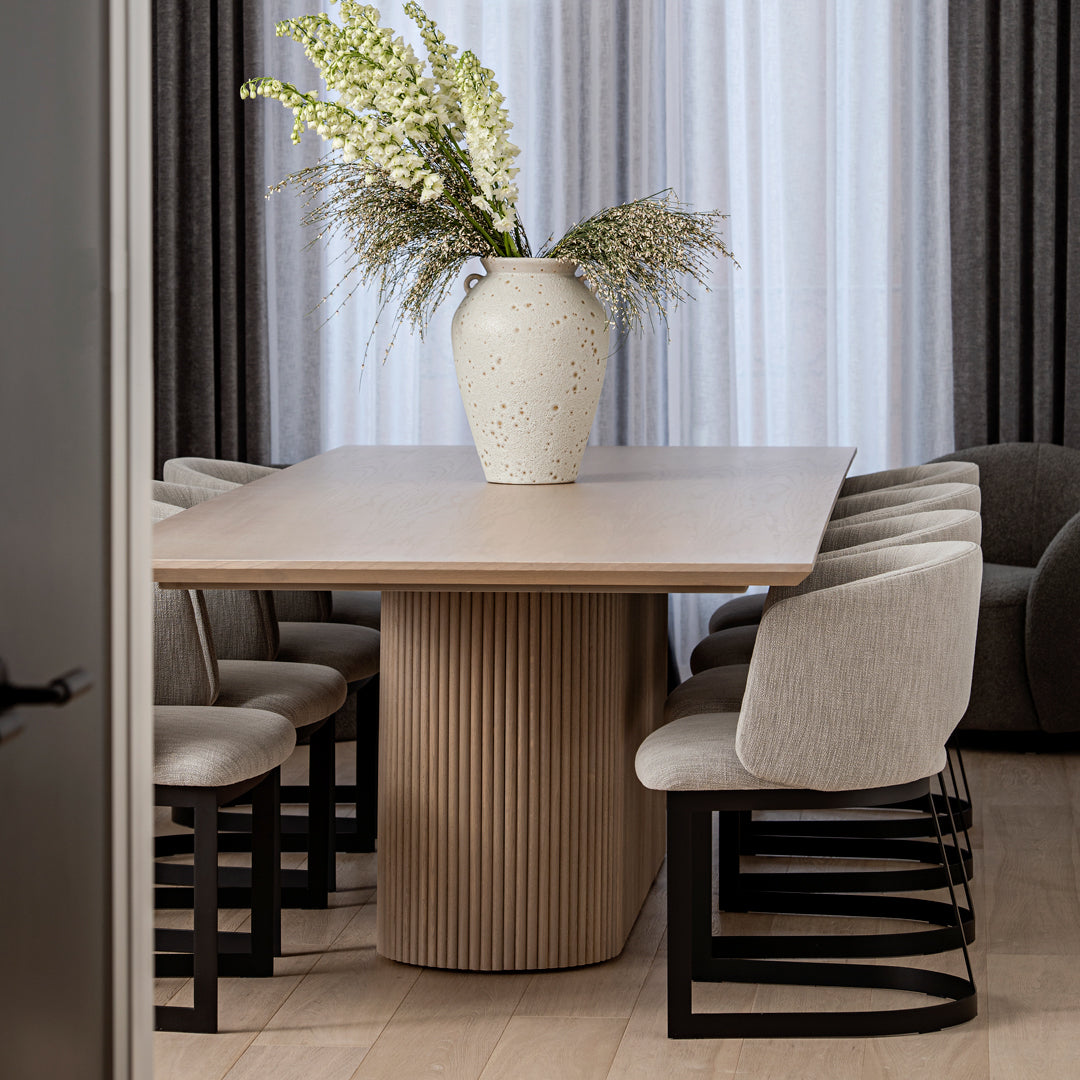 Mezzaluna Dining Chair with Upholstered Back and Metal Base