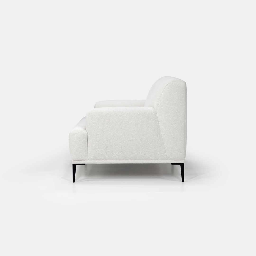 Vesia Lounge Chair