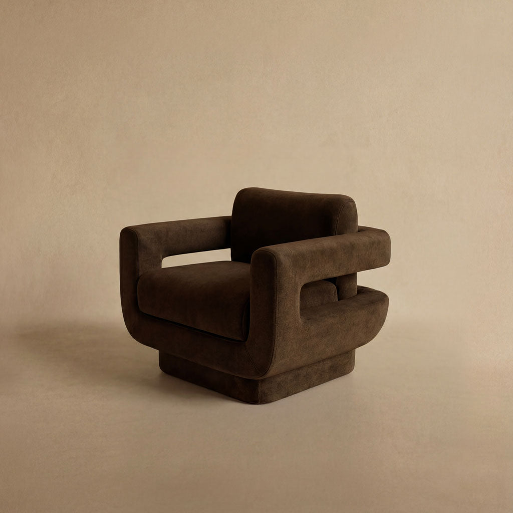 Vuoto Lounge Chair